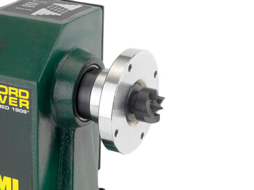 Tarcza zabierakowa zamocowana na tokarce DML250 Record Power