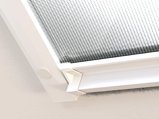 Listwa dolna moskitiery z klipsem zabezpieczającym