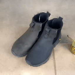 Skórzane buty zabezpieczone olejem uniwersalnym Odie's Skórzane buty zabezpieczone olejem uniwersalnym Odie's