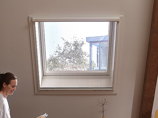 Elementy konstrukcyjne moskitiery - profile aluminiowe i siatka