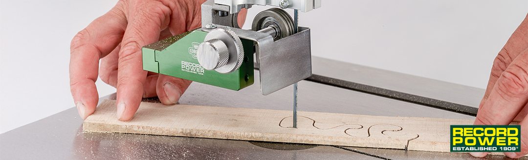 System prowadzenia Coronet Cobra umożliwia precyzyjne cięcie wąskimi taśmami