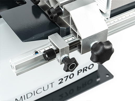 Precyzyjna przykładnica w MIDICUT 270 PRO | agencja-amk.pl Przykładnica wzdłużna MIDICUT 270 PRO