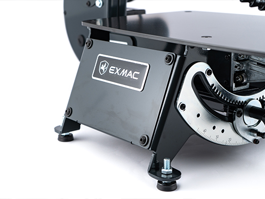 Masywna podstawa wyrzynarki EXMAC Precision 400