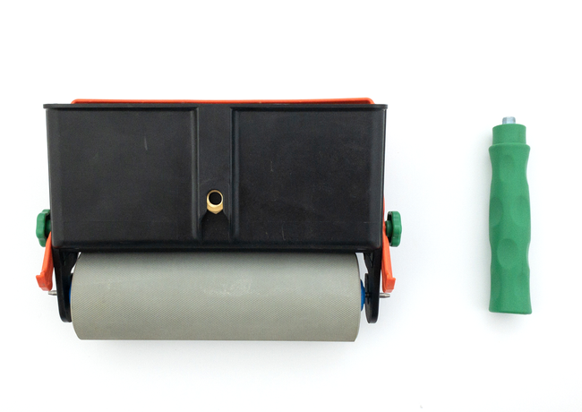 Nakładarka kleju ręczna z wałkiem gumowym, szerokość 150 mm, z podstawą