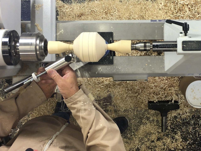 Przyrząd do toczenia kul Paul Howard