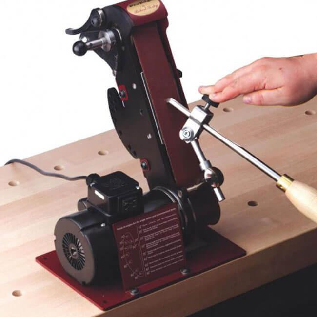 Przyrząd do ostrzenia dłut z profilem paznokciowym