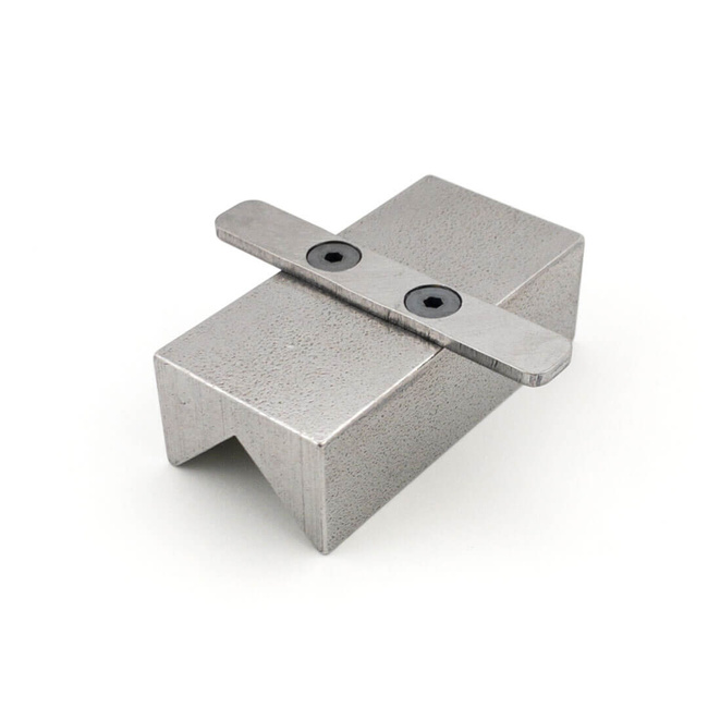 Przyrząd do ostrzenia narzędzi profilowanych