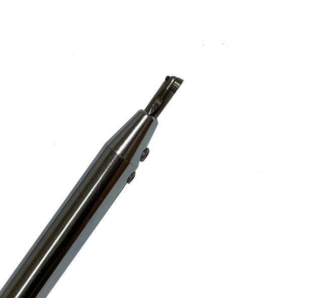 Końcówka hakowa dla większego zasięgu podczas toczenia