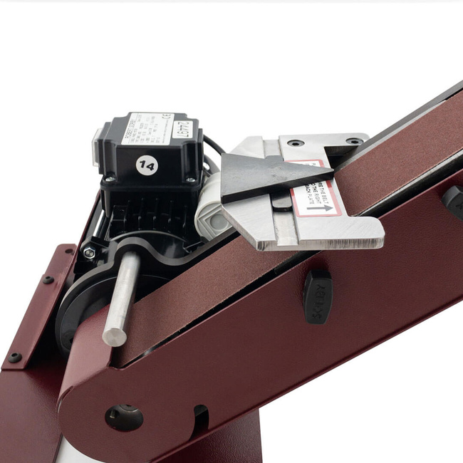 Przyrząd do ostrzenia narzędzi skośny