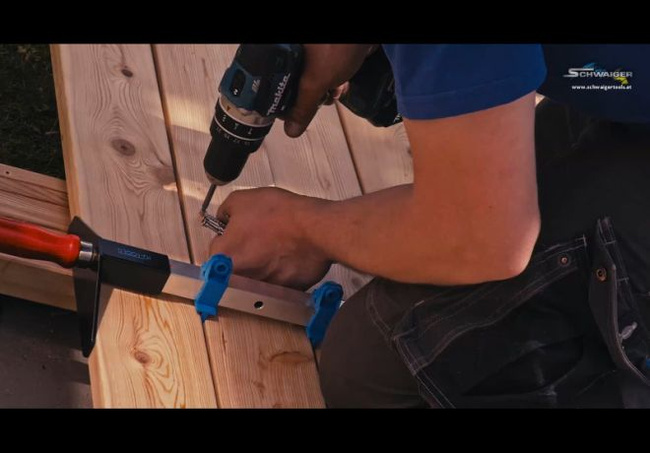 Komplet 4 ścisków do deski tarasowej z gniazdem na bit na uchwycie drewnianym SW13