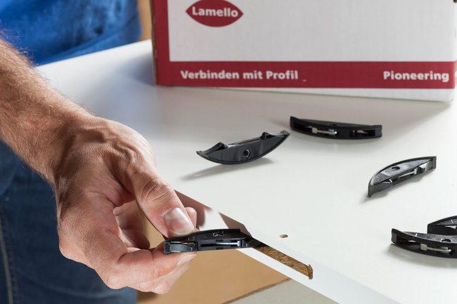 Złączka Clamex P-14 Flexus Lamello z elastycznymi bolcami - część męska