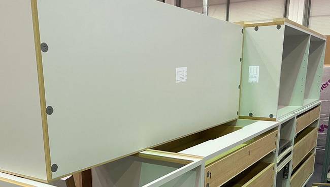 Złącze meblowe samozaciskowe Peanut® 1