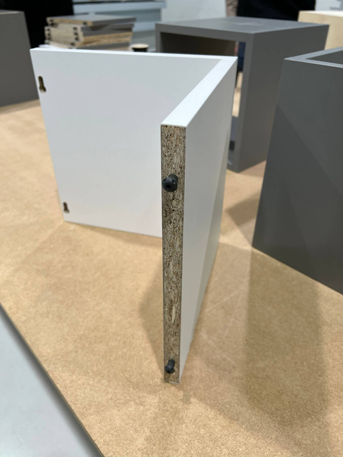 Złącze meblowe samozaciskowe Peanut® 3 – 1 000 szt.